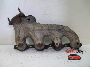 Used Exhaust manifold Chevrolet Avalanche 5.3 1500 V8 4WD Price on request offered by Rooie Ben autodemontage