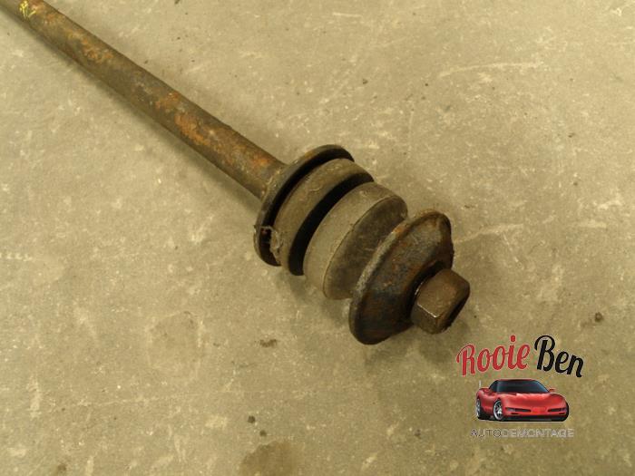 Front wishbone, right from a Dodge B-Serie B150 5.2 V8 EFI 1979