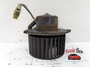 Used Heating and ventilation fan motor Dodge B-Serie B150 5.2 V8 EFI Price on request offered by Rooie Ben autodemontage