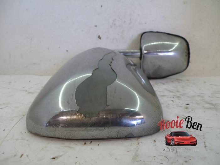 Wing mirror, right from a Dodge B-Serie B150 5.2 V8 EFI 1979