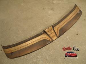 Used Spoiler Dodge B-Serie B150 5.2 V8 EFI Price on request offered by Rooie Ben autodemontage