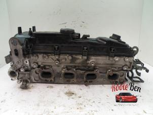 Used Cylinder head Mercedes E (W212) E-220 CDI 16V BlueEfficiency Price on request offered by Rooie Ben autodemontage