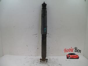 Used Fronts shock absorber, left Jeep Grand Cherokee (WG/WJ) 2.7 CRD 20V Price on request offered by Rooie Ben autodemontage