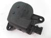 Heater valve motor from a Chrysler Voyager/Grand Voyager (RG), 2000 / 2008 2.5 CRD, MPV, Diesel, 2.499cc, 105kW (143pk), FWD, ENC, 2004-03 / 2007-12 2006