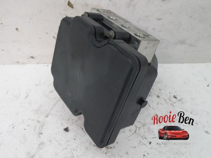 Gebrauchte ABS Pumpe Opel Corsa E 1.4 16V Preis € 100,00 Margenregelung angeboten von Rooie Ben autodemontage