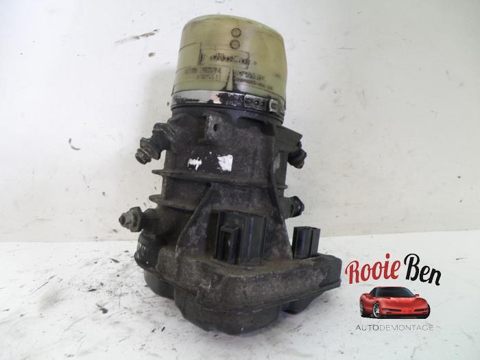 Power steering pump from a Ford S-Max (GBW) 2.0 TDCi 16V 130 2007