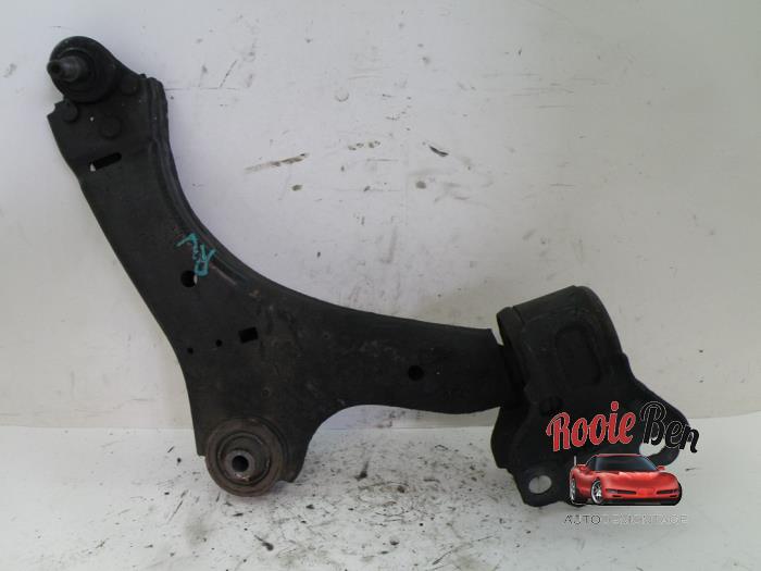 Front wishbone, right from a Ford S-Max (GBW) 2.0 TDCi 16V 130 2007