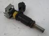 Injector (petrol injection) from a Citroen C4 Berline (LC), 2004 / 2011 1.6 16V VTi 120, Hatchback, 4-dr, Petrol, 1.598cc, 88kW (120pk), FWD, EP6; 5FW, 2008-07 / 2011-07, LC5FW 2010
