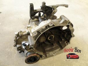 Used Gearbox Volkswagen Polo V (6R) 1.2 12V Price on request offered by Rooie Ben autodemontage