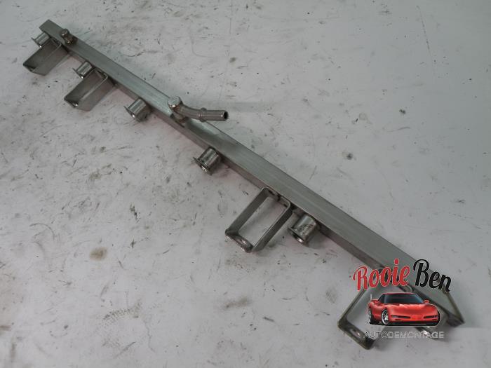Usagé Système d'injection BMW 3 serie (E90) 330i 24V Prix € 35,00 Règlement à la marge proposé par Rooie Ben autodemontage