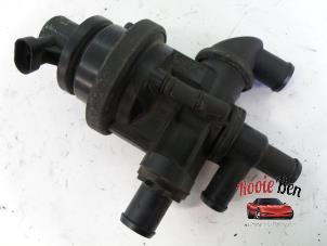 Used Additional water pump GMC Suburhan Price on request offered by Rooie Ben autodemontage