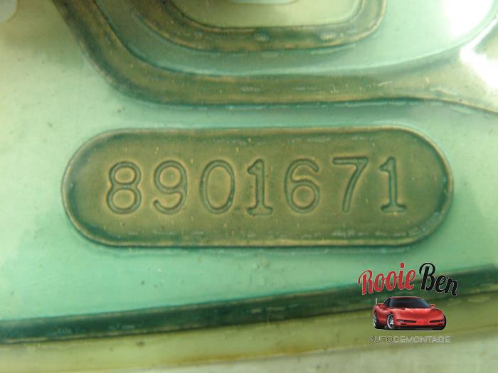 Cuentakilómetros de un Chevrolet Camaro 5.7 4BBL. 1976
