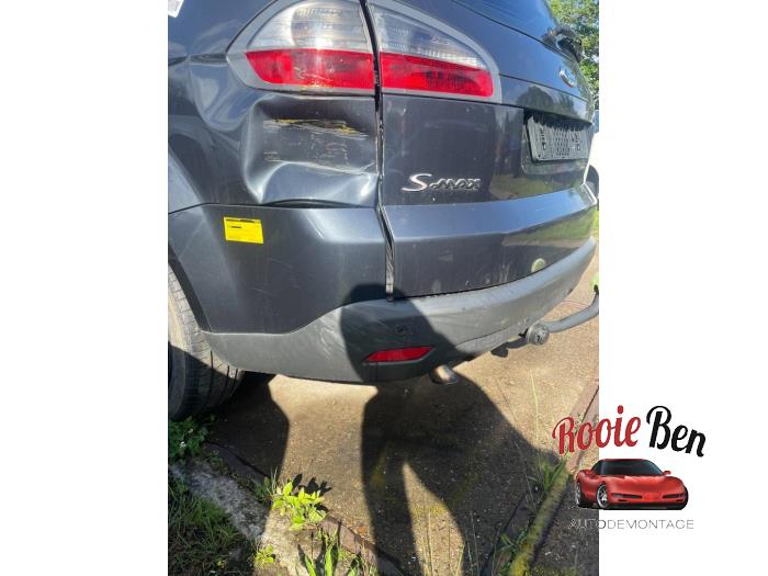 Rear bumper from a Ford S-Max (GBW) 2.0 TDCi 16V 130 2007