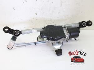 Used Wiper motor + mechanism Renault Clio V (RJAB) 1.0 TCe 100 12V Price on request offered by Rooie Ben autodemontage