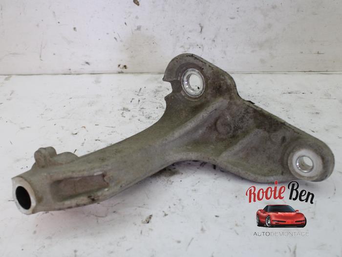 Used Engine mount Renault Clio V (RJAB) 1.0 TCe 100 12V Price € 25,00 Margin scheme offered by Rooie Ben autodemontage