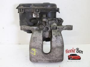 Used Rear brake calliper, left Mercedes A (W176) 1.6 A-180 16V Price on request offered by Rooie Ben autodemontage