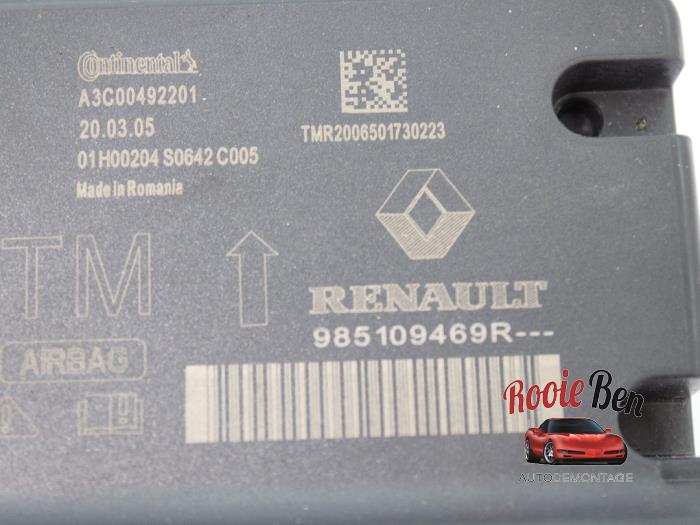 Juego y módulo de airbag de un Renault Clio V (RJAB) 1.0 TCe 100 12V 2020