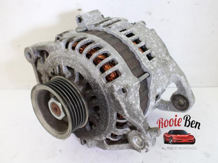 Begagnade Dynamo Nissan Almera Tino (V10M) 1.8 16V Pris € 25,00 Marginaltabell erbjuds av Rooie Ben autodemontage