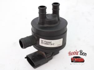 Used Fuel filter Dodge Ram 3500 Standard Cab (DR/DH/D1/DC/DM) 4.7 V8 1500 4x2 Price on request offered by Rooie Ben autodemontage