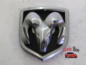 Usagé Emblème Dodge Ram 3500 Standard Cab (DR/DH/D1/DC/DM) 4.7 V8 1500 4x2 Prix sur demande proposé par Rooie Ben autodemontage