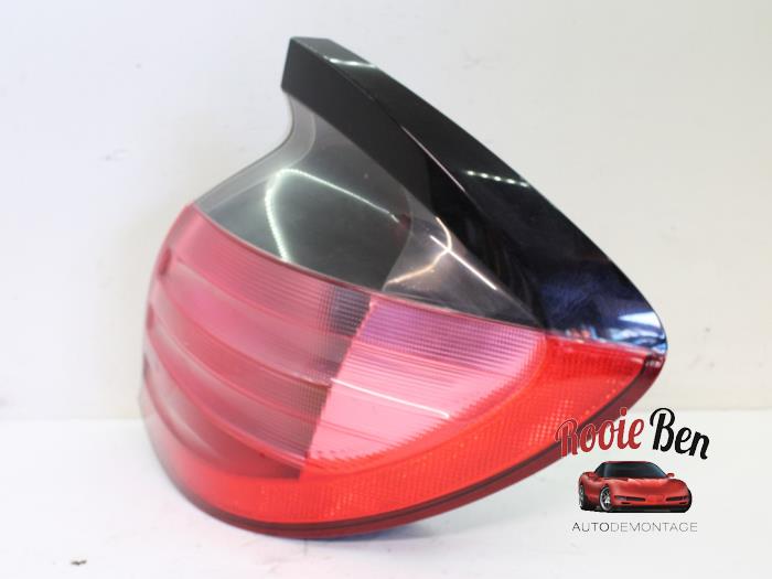 Taillight, right from a Mercedes-Benz C Sportcoupé (C203) 2.0 C-180 16V 2002