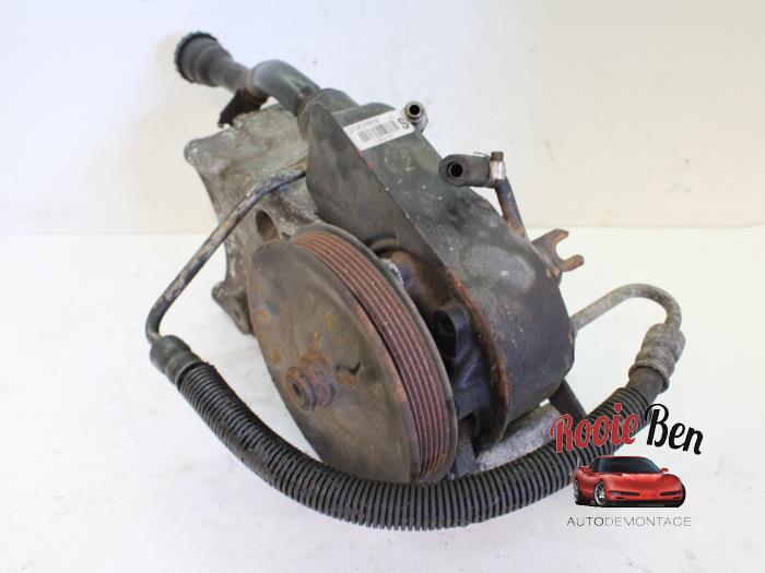 Usagé Pompe de direction Chevrolet Blazer S10 4.3 4x4 Prix € 75,00 Règlement à la marge proposé par Rooie Ben autodemontage