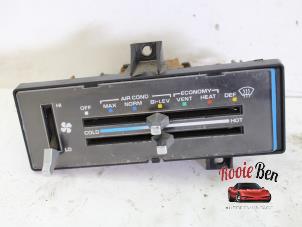 Usados Panel de control de calefacción Chevrolet Chevy/Sportsvan C10/20/30 C20 5.0 4BBL. Precio de solicitud ofrecido por Rooie Ben autodemontage