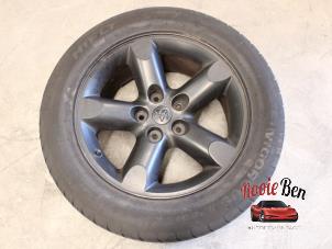 Begagnade Hjul + däck Dodge Ram 3500 Standard Cab (DR/DH/D1/DC/DM) 4.7 V8 1500 4x2 Pris på förfrågan erbjuds av Rooie Ben autodemontage