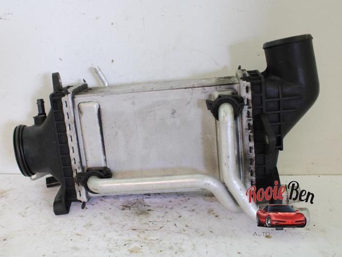 Usados Intercooler Mercedes E (W213) E-200 2.0 Turbo 16V Precio € 60,00 Norma de margen ofrecido por Rooie Ben autodemontage