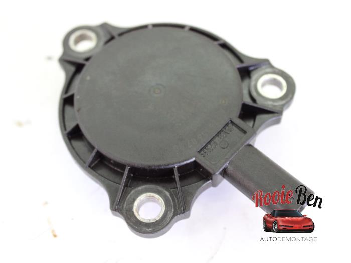 Gebrauchte Nockenwelle Sensor Mercedes E (W213) E-200 2.0 Turbo 16V Preis € 30,00 Margenregelung angeboten von Rooie Ben autodemontage