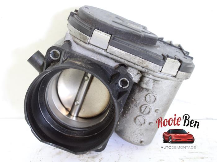 Usagé Boitier papillon Mercedes E (W213) E-200 2.0 Turbo 16V Prix € 50,00 Règlement à la marge proposé par Rooie Ben autodemontage