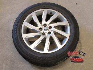 Gebrauchte Felge + Reifen Landrover Freelander II 2.2 tD4 16V Preis auf Anfrage angeboten von Rooie Ben autodemontage