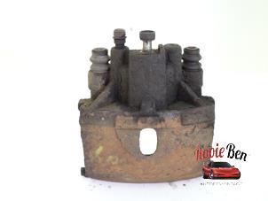 Used Rear brake calliper, left Dodge Ram 3500 Standard Cab (DR/DH/D1/DC/DM) 5.7 V8 Hemi 1500 4x4 Price on request offered by Rooie Ben autodemontage