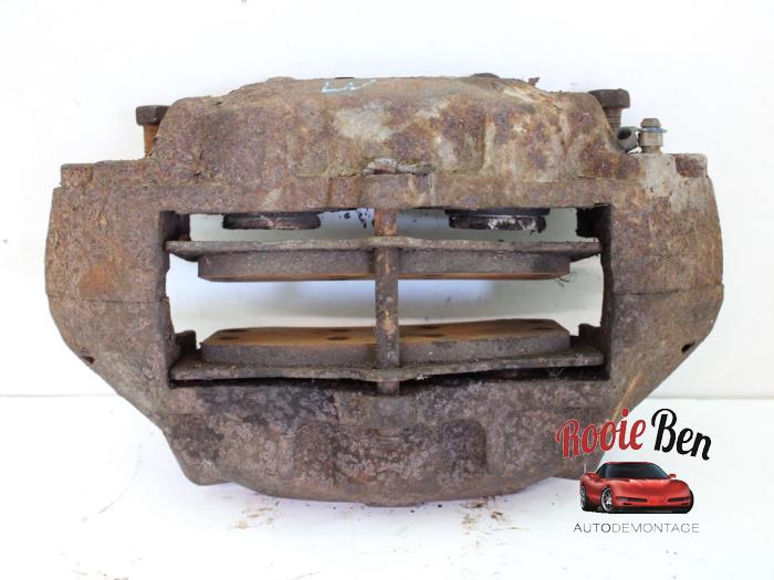 Gebrauchte Bremszange links vorne Chevrolet Corvette (C3) 5.7 4BBL. Preis auf Anfrage angeboten von Rooie Ben autodemontage