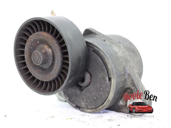 Usados Rodillo tensor correa múltiple Chevrolet Lacetti (KLAN) 1.6 16V Precio € 15,00 Norma de margen ofrecido por Rooie Ben autodemontage