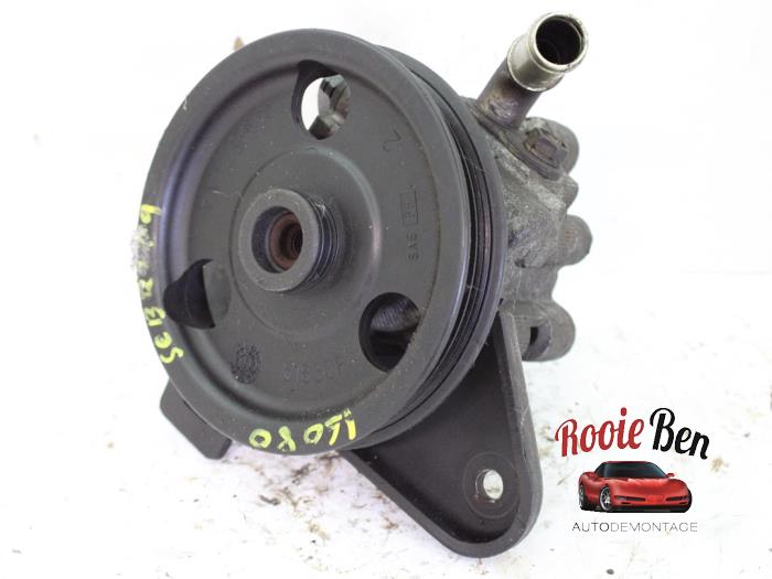 Usagé Pompe direction assistée Chrysler Sebring (JR) 2.0 16V Prix € 50,00 Règlement à la marge proposé par Rooie Ben autodemontage