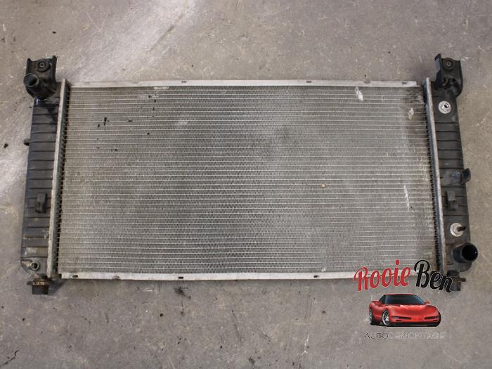 Usagé Radiateur Chevrolet Silverado 1500 Standard Cab 5.3 V8 4x4 Prix € 100,00 Règlement à la marge proposé par Rooie Ben autodemontage