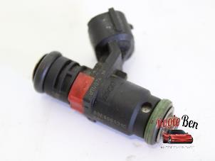 Used Injector (petrol injection) Volkswagen Polo V (6R) 1.2 12V Price on request offered by Rooie Ben autodemontage