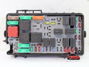 Used Fuse box Opel Corsa D 1.4 16V Twinport Price € 45,00 Margin scheme offered by Rooie Ben autodemontage