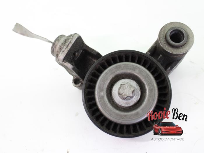 Usados Rodillo tensor correa múltiple Opel Corsa D 1.4 16V Twinport Precio € 15,00 Norma de margen ofrecido por Rooie Ben autodemontage