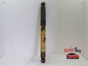 Used Rear shock absorber, left Dodge 1500 Crew Cab (DS/DJ/D2) 5.7 Hemi V8 Price on request offered by Rooie Ben autodemontage