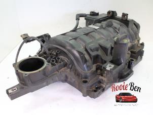 Used Intake manifold Dodge 1500 Crew Cab (DS/DJ/D2) 5.7 Hemi V8 Price on request offered by Rooie Ben autodemontage