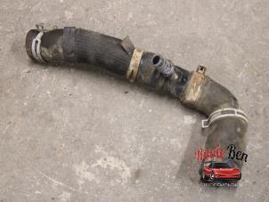 Used Radiator hose Dodge 1500 Crew Cab (DS/DJ/D2) 5.7 Hemi V8 Price on request offered by Rooie Ben autodemontage