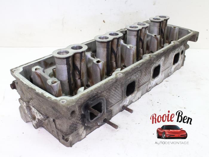 Usagé Culasse Dodge Ram 3500 Standard Cab (DR/DH/D1/DC/DM) 5.7 V8 Hemi 2500 4x4 Crew Cab Prix € 350,00 Règlement à la marge proposé par Rooie Ben autodemontage