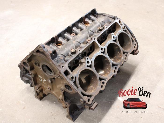 Used Engine crankcase Dodge Ram 3500 Standard Cab (DR/DH/D1/DC/DM) 5.7 V8 Hemi 2500 4x4 Crew Cab Price € 500,00 Margin scheme offered by Rooie Ben autodemontage