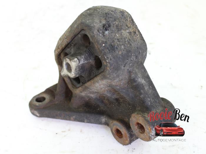Gebrauchte Motorlager Dodge Ram 3500 Standard Cab (DR/DH/D1/DC/DM) 5.7 V8 Hemi 1500 4x4 Preis auf Anfrage angeboten von Rooie Ben autodemontage