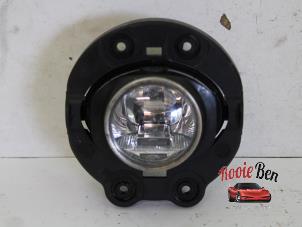 Used Fog light, front left Dodge 1500 Crew Cab (DS/DJ/D2) 5.7 Hemi V8 Price on request offered by Rooie Ben autodemontage