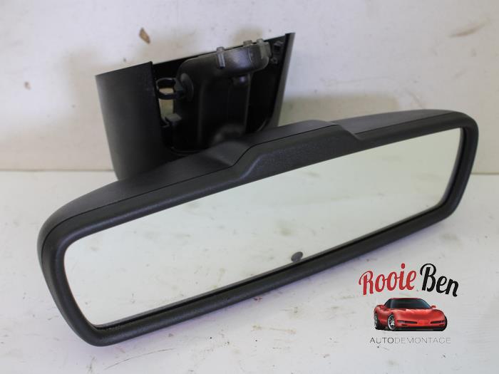 Używane Lusterko wewnetrzne Dodge 1500 Crew Cab (DS) 5.7 Hemi V8 Cena € 100,00 Procedura marży oferowane przez Rooie Ben autodemontage