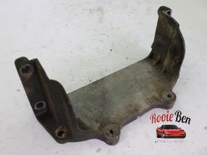 Usagé Support boîte de vitesses Dodge Ram 3500 Standard Cab (DR/DH/D1/DC/DM) 5.7 V8 Hemi 1500 4x4 Prix sur demande proposé par Rooie Ben autodemontage