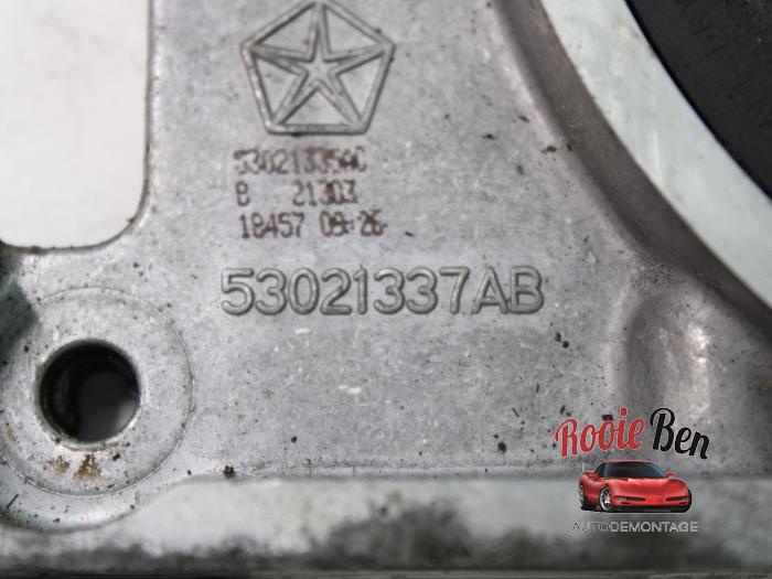 Crankshaft seal from a Dodge Ram 3500 Standard Cab (DR/DH/D1/DC/DM) 5.7 V8 Hemi 1500 4x4 2003